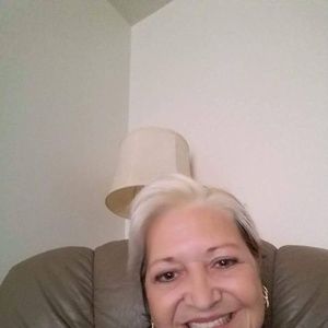 Meet your Posher, Sharon